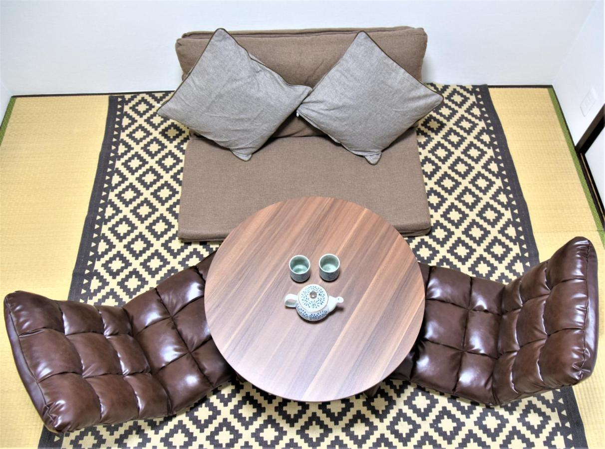 U-shuku Apartment Ōsaka